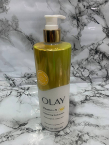 OLAY VITAMIN C BRIGHTENING BODY LOTION 502ML